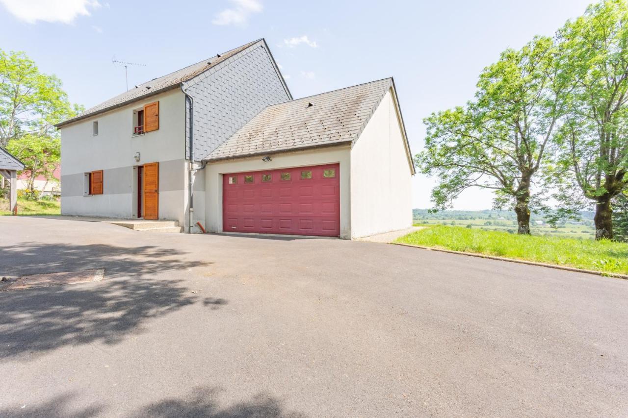 Le Pre Devant Nous Picherande Exterior photo